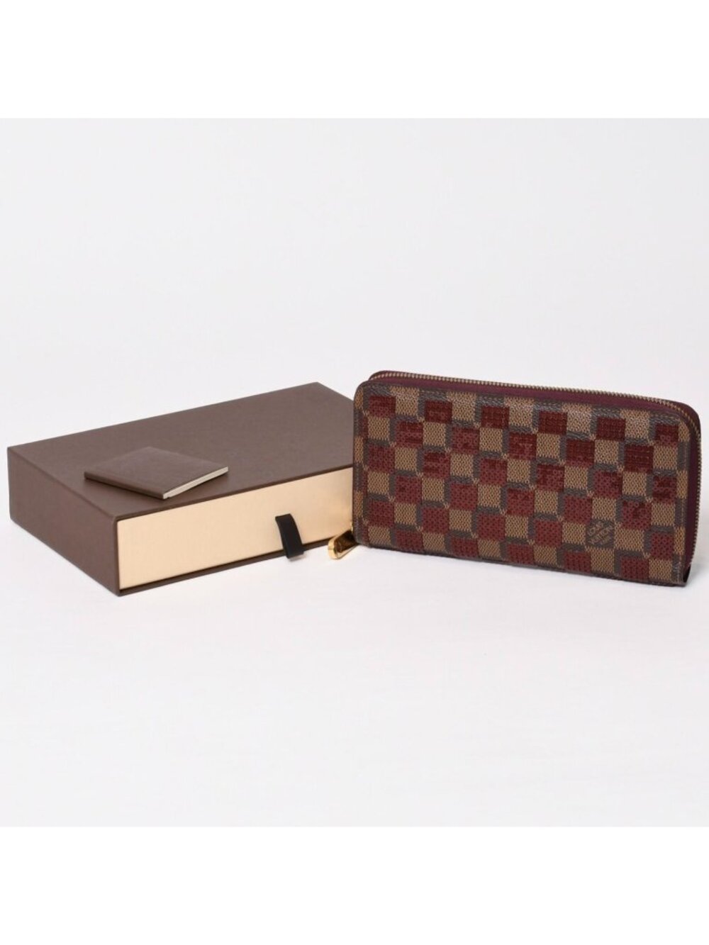 Louis Vuitton Zippy Wallet Damier Payette Gold
